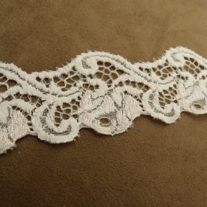 nouvelle dentelle de calais rose pastel