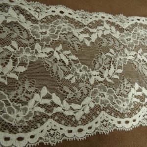dentelle de calais leavers ivoire nacré 15 cm