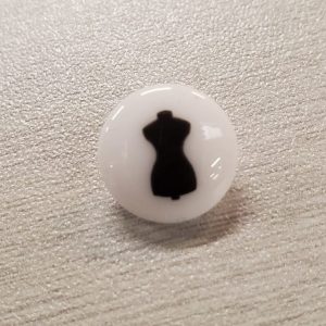 Boutons fantaisie acrylique décoratifs enfant modele mannequin de couture largeur 13 mm