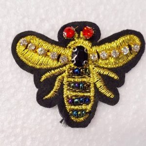 écusson à coudre motif papillon strass largeur 5 cm / hauteur 4.5 cm