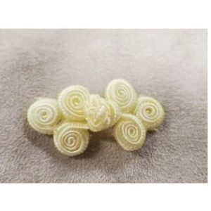 BOUTON BRANDEBOURG - jaune, longueur de 5,5cm sur la largeur de 2,5cm