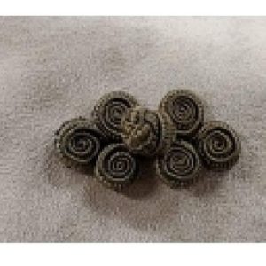 BOUTON BRANDEBOURG - marron, longueur de 5,5cm sur la largeur de 2,5cm