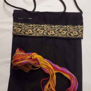 NOUVELLE jolie pochette à broder pur coton aida noir : hauteur 22 cm / largeur 16 cm