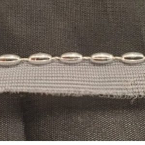 ruban passepoil perlé monté sur base coton perle grain de riz blanc cassé 10 mm