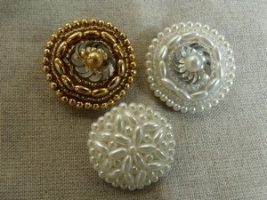 BOUTON PERLE