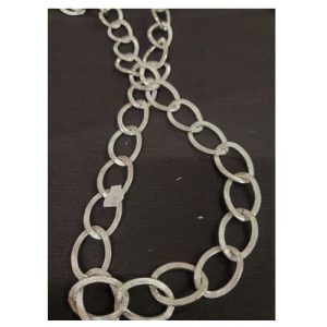Nouvelle chaînette métallique argent décorative, largeur18 mm / longueur 25 mm
