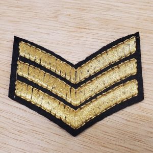 Ecusson militaire brodé lurex largeur 6 cm / hauteur 3.5 cm