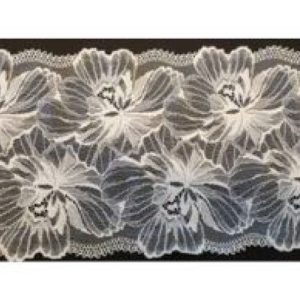 Dentelle de calais leavers ivoire 20 cm