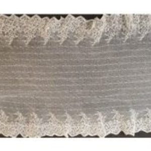 dentelle de calais froncé ivoire sur les 2 cotés 26 cm