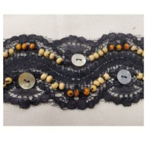 Dentelle stretch perle en bois et bouton nacré noir 5 cm