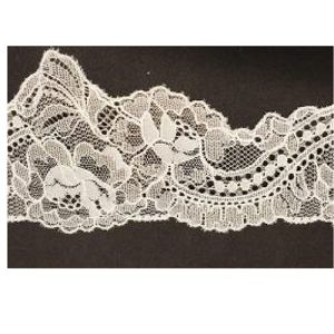 dentelle de calais souple surbrodée coloris naturel 7.5 cm