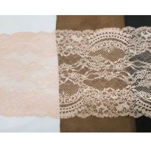 Dentelle de calais leavers rose nuage 16 cm