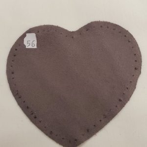 petite coudiere simili daim motif coeur largeur 10 cm /hauteur 10 cm