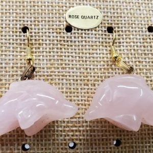 paire de boucle d'oreille en dauphin pendentif rose squartz en pierre naturelle