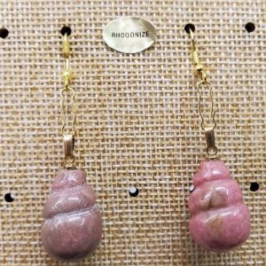 paire de boucle d'oreille en coquillage pendentif rhodonite en pierre naturelle