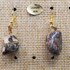 paire de boucle d'oreille en pierre semi précieuse en forme diverses leopard skin