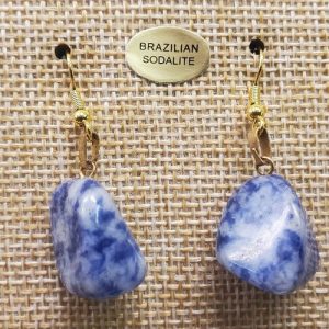 paire de boucle d'oreille en pierre semi précieuse en forme diverses brazilian sodalite