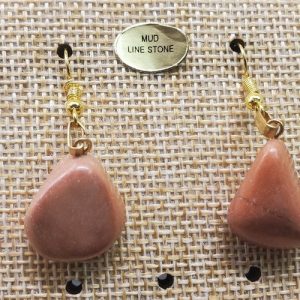 paire de boucle d'oreille en pierre semi précieuse en forme diverses mud line stone