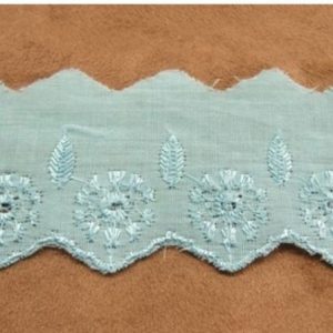 broderie anglaise en couleur