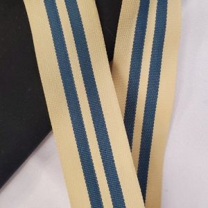 Ruban Gros Grain – Beige & Doubles Rayures Bleues – 35 mm