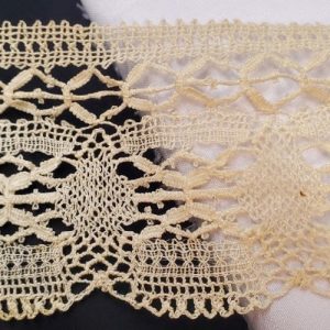 Large Ruban Brodé Coton – 11 cm – Écru Vintage