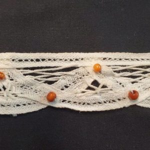 Ruban Brodé Écru – Perles en Bois Naturel – 30 mm
