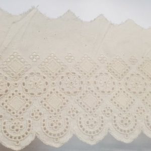 Galon Broderie Anglaise Écru – 9 cm