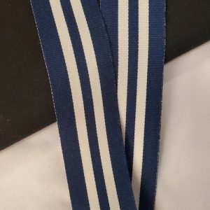 Ruban Gros Grain – Rayures Verticales Bleu Marine & Blanc – 35 mm