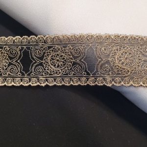 Ruban Brodé sur Tulle – 40 mm – Arabesques Marron & Beige