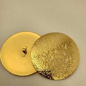 Bouton Géant Métal Doré – 50 mm – Gravures Rupestres & Ethniques