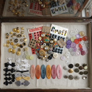 BOUTONS