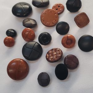 BOUTONS FACON CUIR