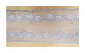 Dentelle de Calais leavers Grise 17 cm