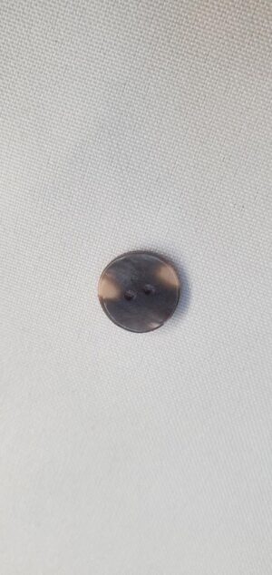 Bouton acrylique « irisé » – effet nacré – 16 mm