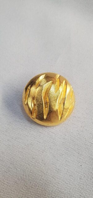 Grand bouton bijou doré bombé motif griffes de lumière 30 mm