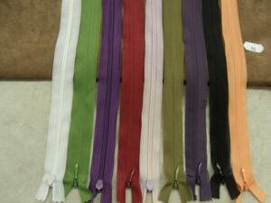 Fermeture invisible 50 cm : toutes les couleurs