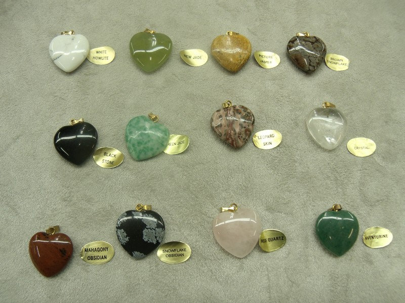 Pendentif cœur petit modèle en pierre naturelle : toutes les pierres